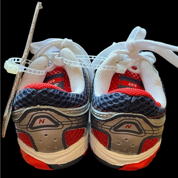New Balance 689 Toddler Sneakers - Picture 6 of 9